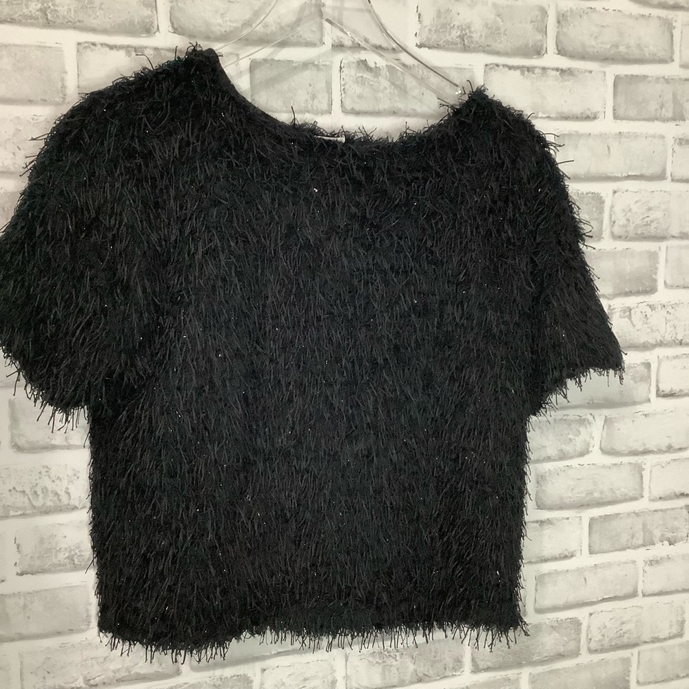 Zara Black Fuzzy Sparkly Short Sleeve crop Top Size Small (0051)